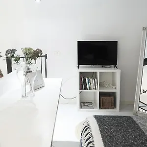  Appartement Comecasa Grazioso Loft In Crocetta Near Mangiagalli